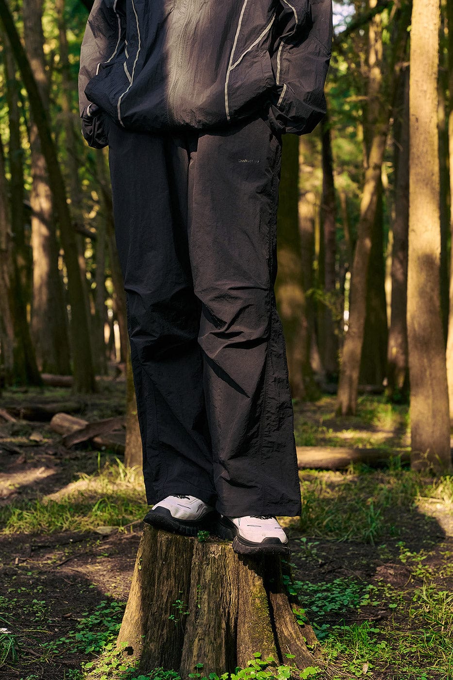 ENSHADOWER Splash-Proof Spliced Crinkled Parachute Pants