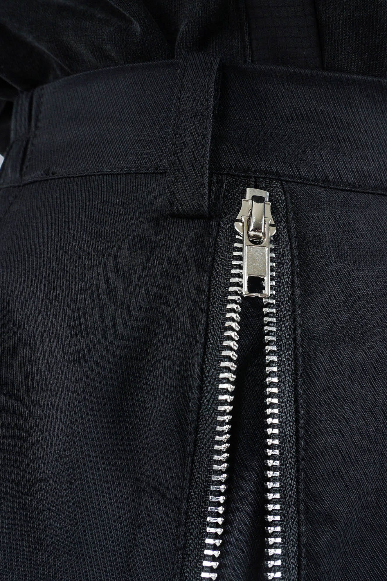 SILENSTORM Center-Zip Utility Shorts