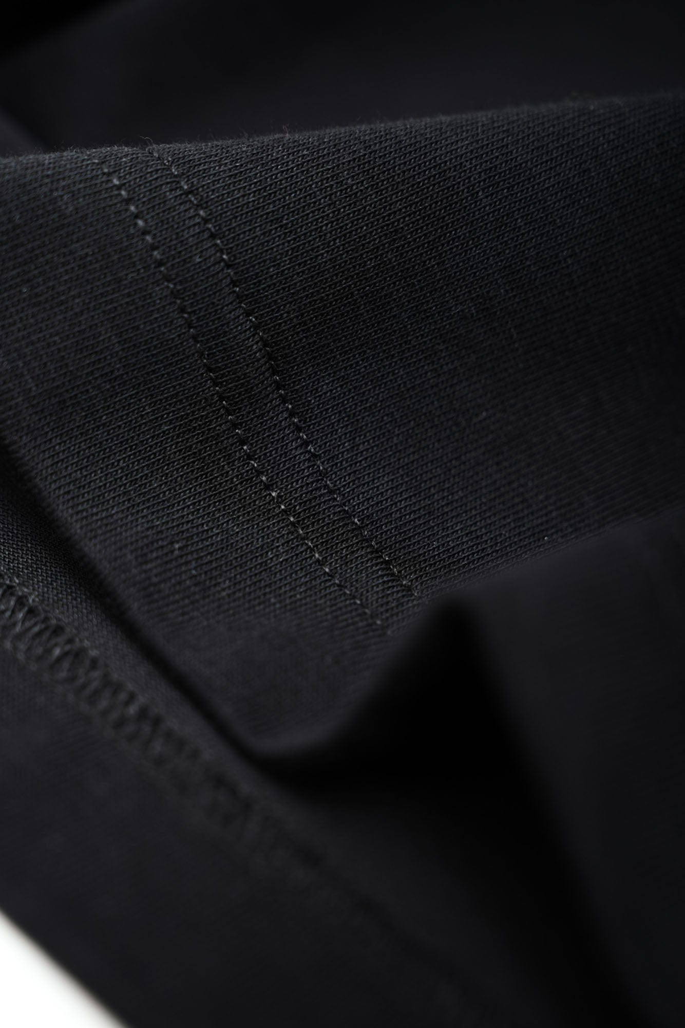 UMAMIISM Essential Stitch Raglan T-Shirt
