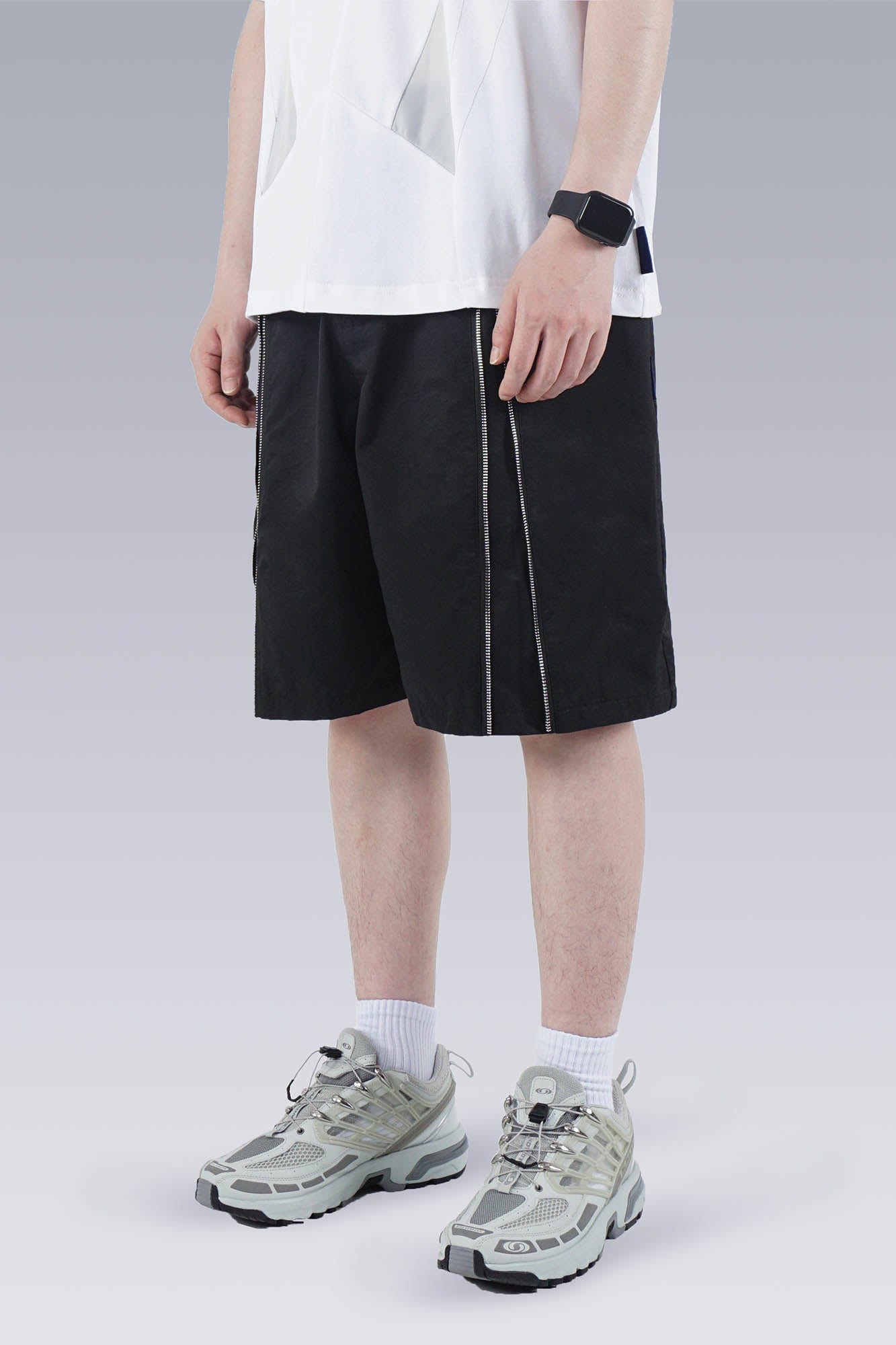 SILENSTORM Center-Zip Utility Shorts