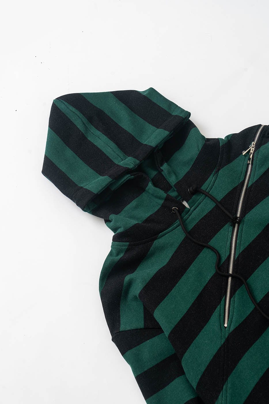 KADAKADA Diagonal Zipped Striped Hoodie