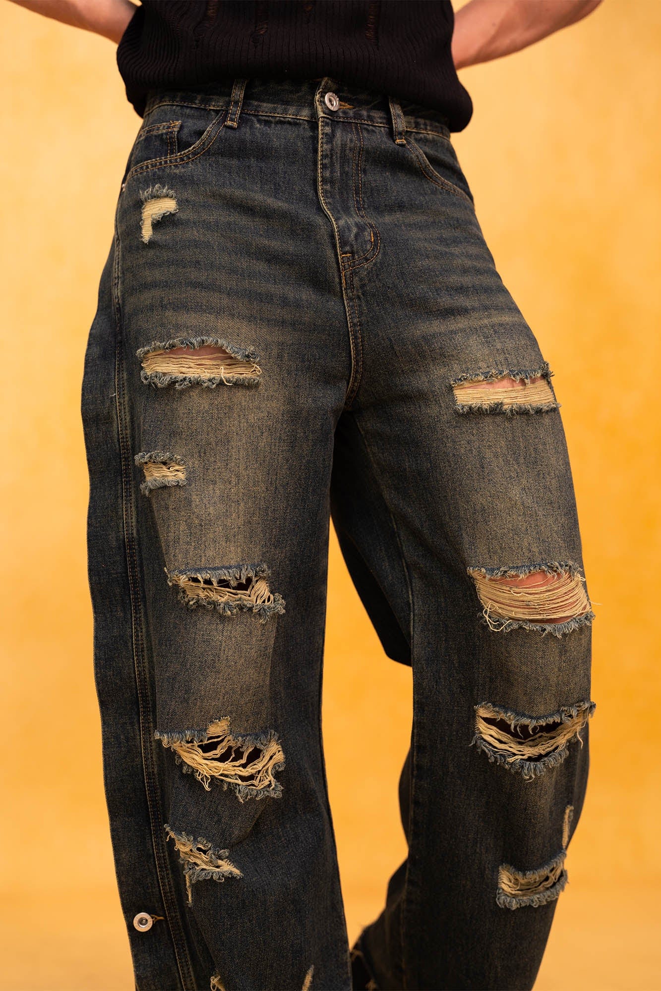 CLP Distressed Buttoned Wide-Leg Jeans