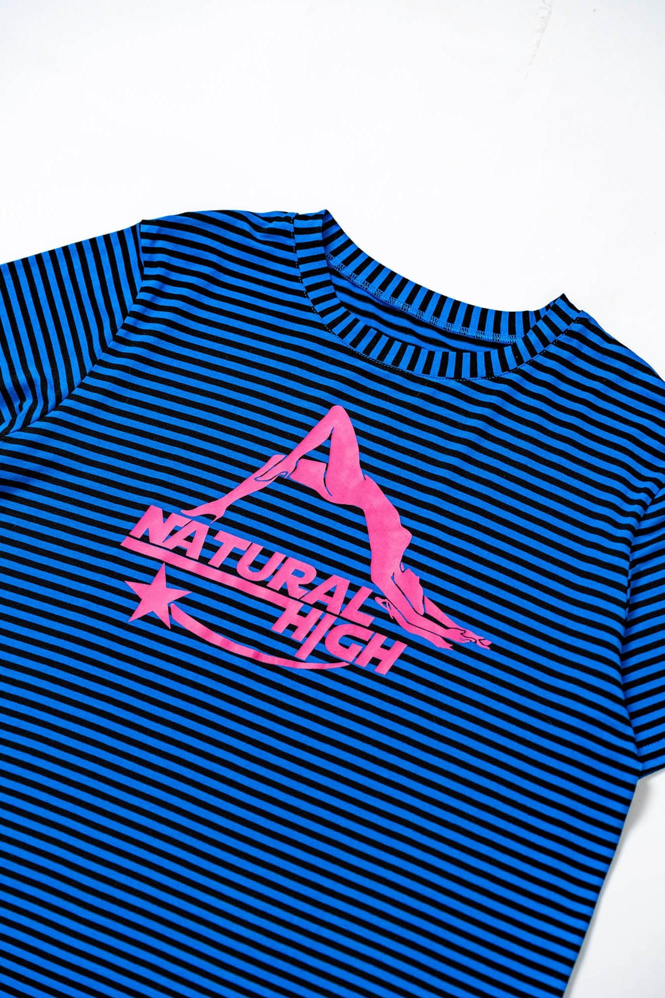 KADAKADA Striped Mountain Graphic Stretch T-Shirt