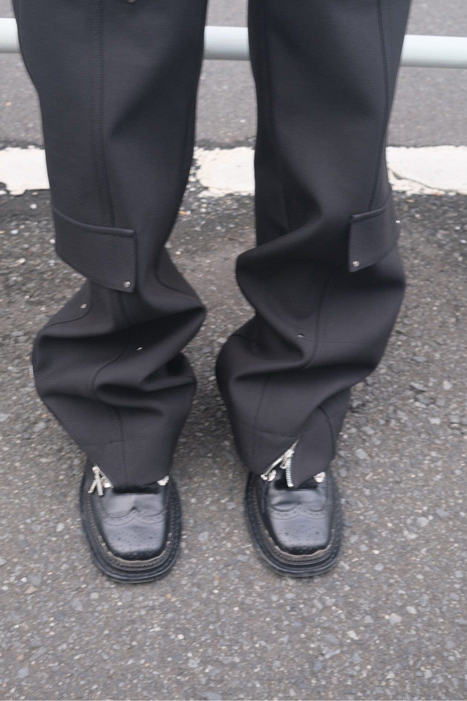 SOURPLUM Side Zippers Rivet Modern Cargo