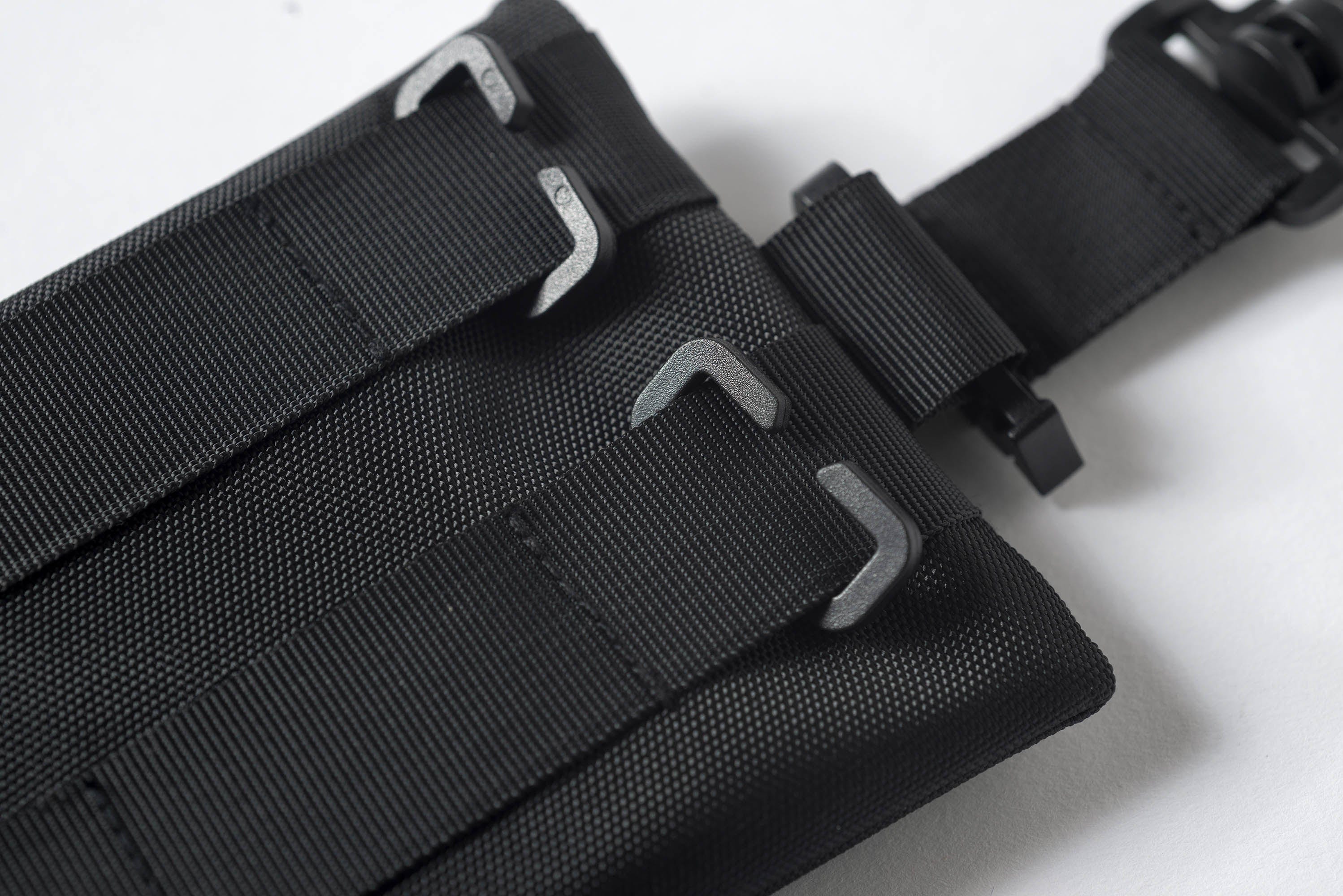 SILENSTORM Modular Tactical Coin Pouch