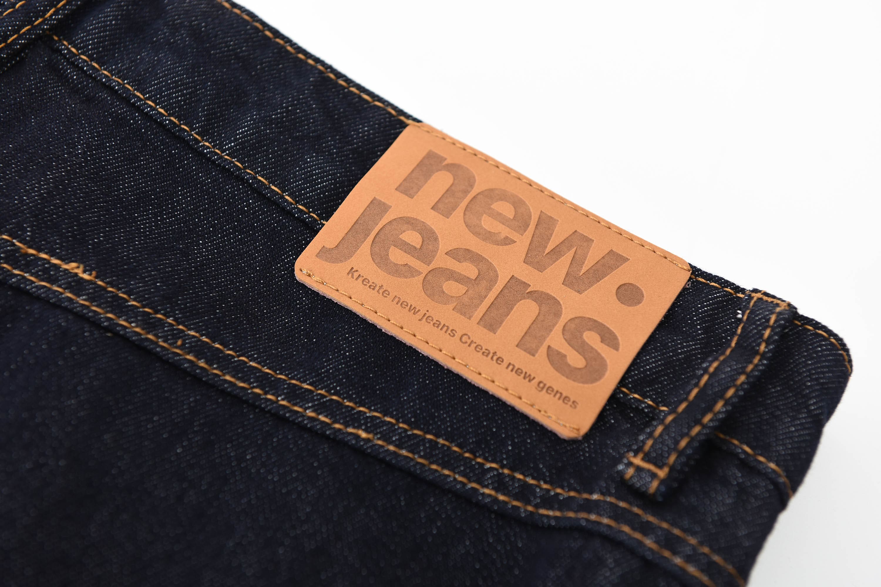 KREATE Button-Trim Flared Jeans
