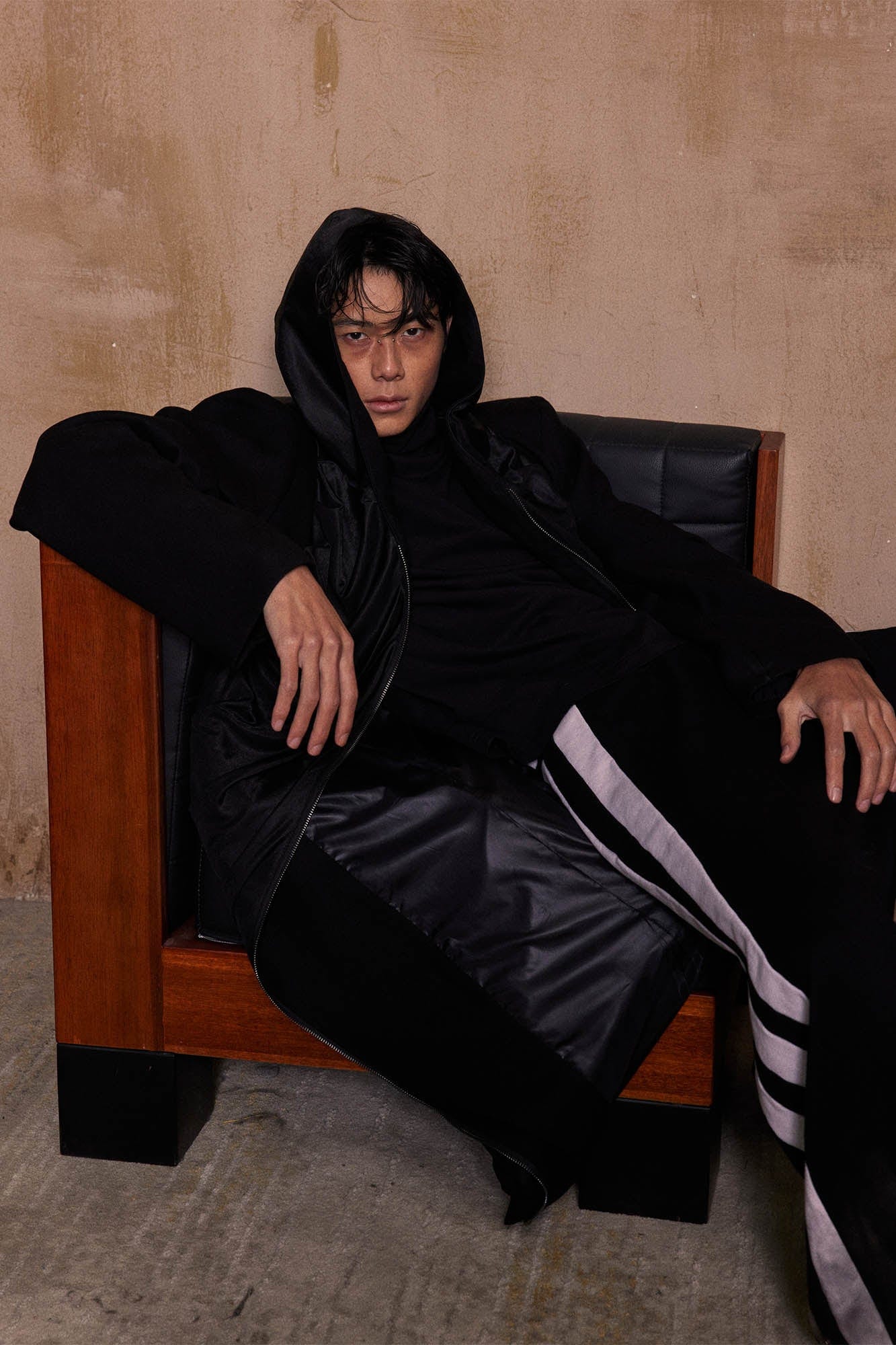 KADAKADA Crinkled Hooded Longline Trench Coat