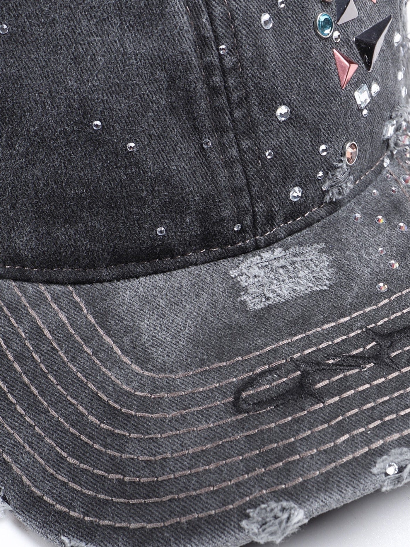 DND4DES Crystallized Distressed Hat