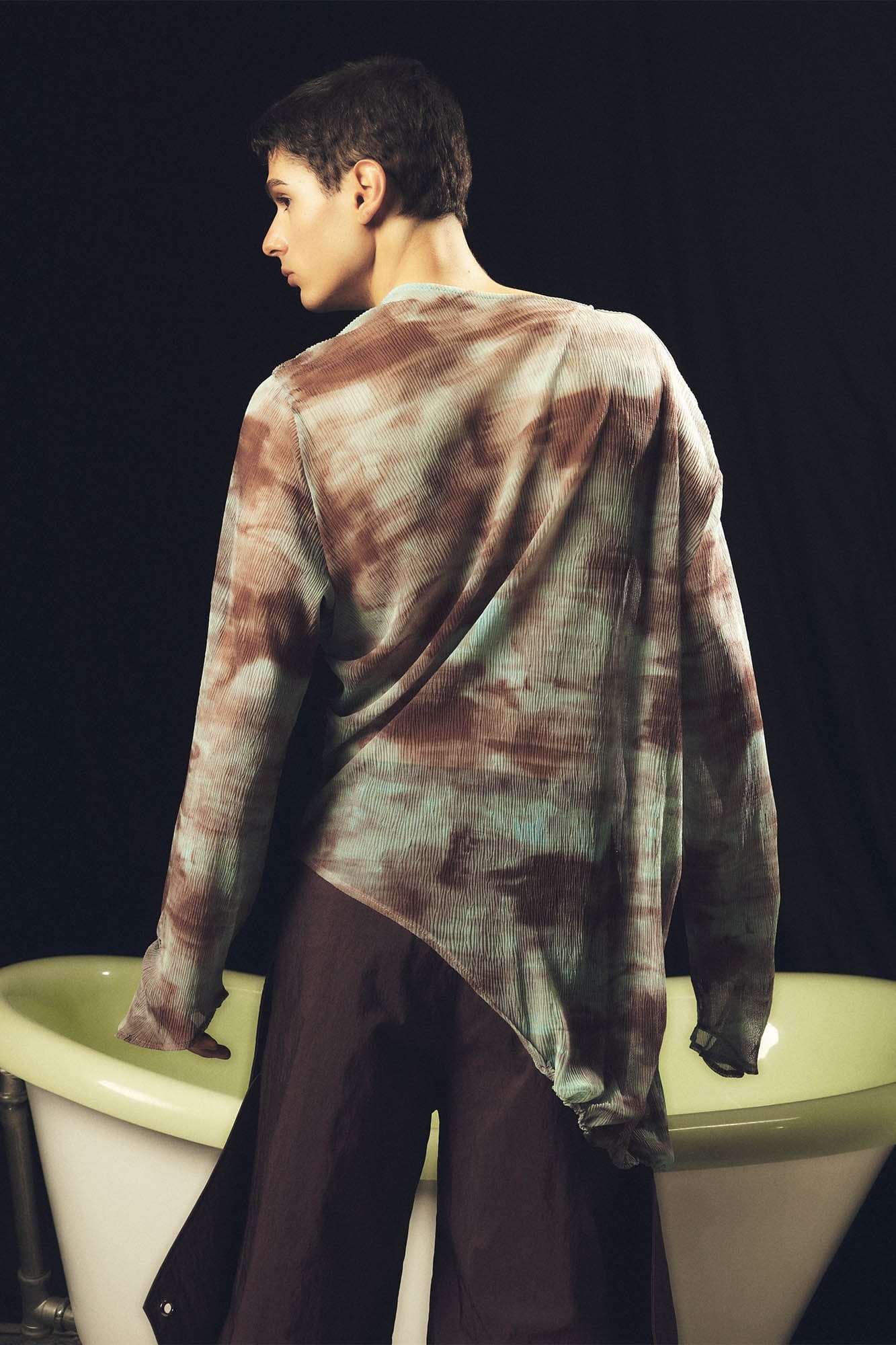 KADAKADA Tie-Dye Mesh Asymmetrical Sheer L/S Tee