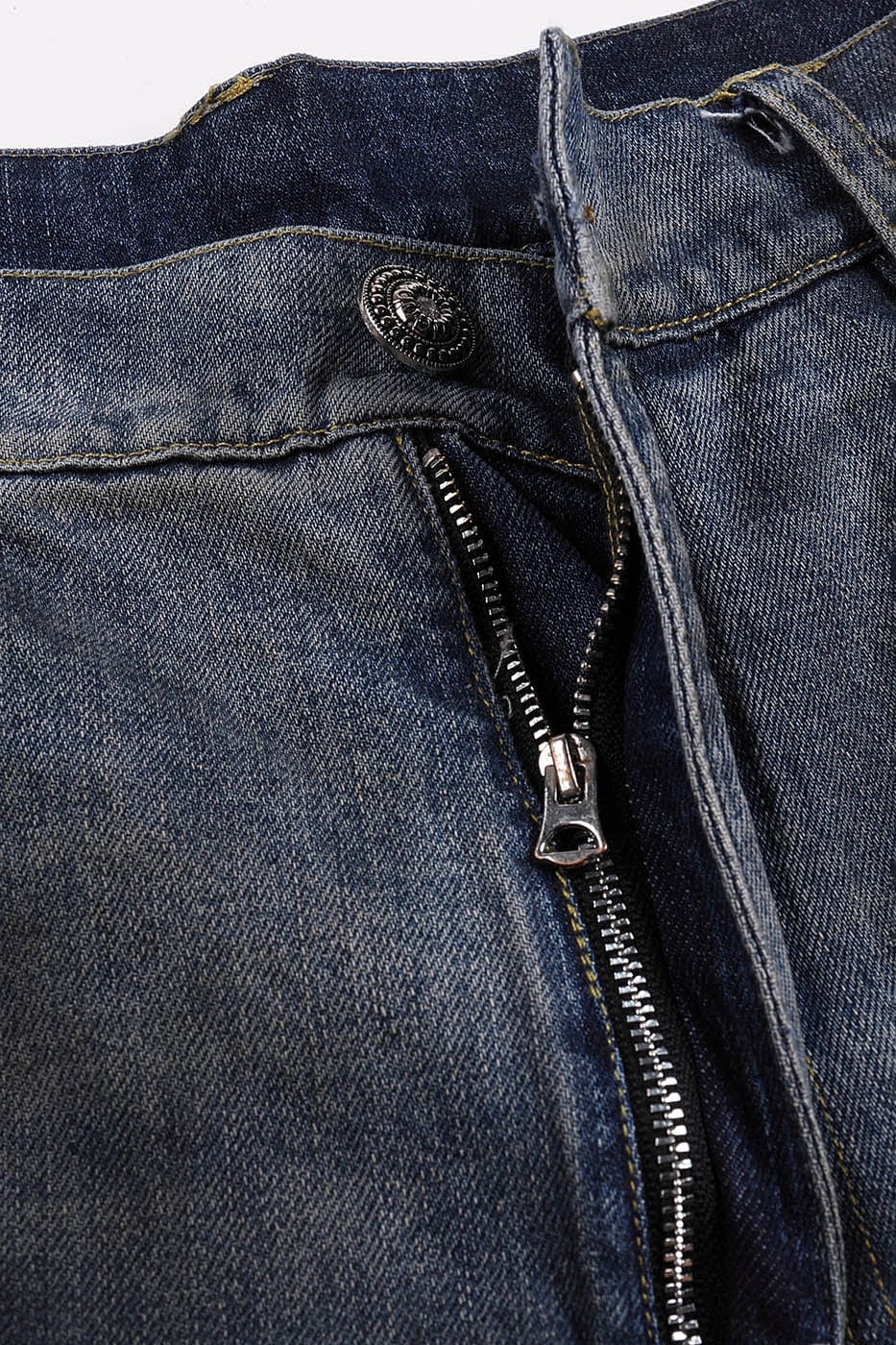 DND4DES Distressed Dusty Flared Jeans