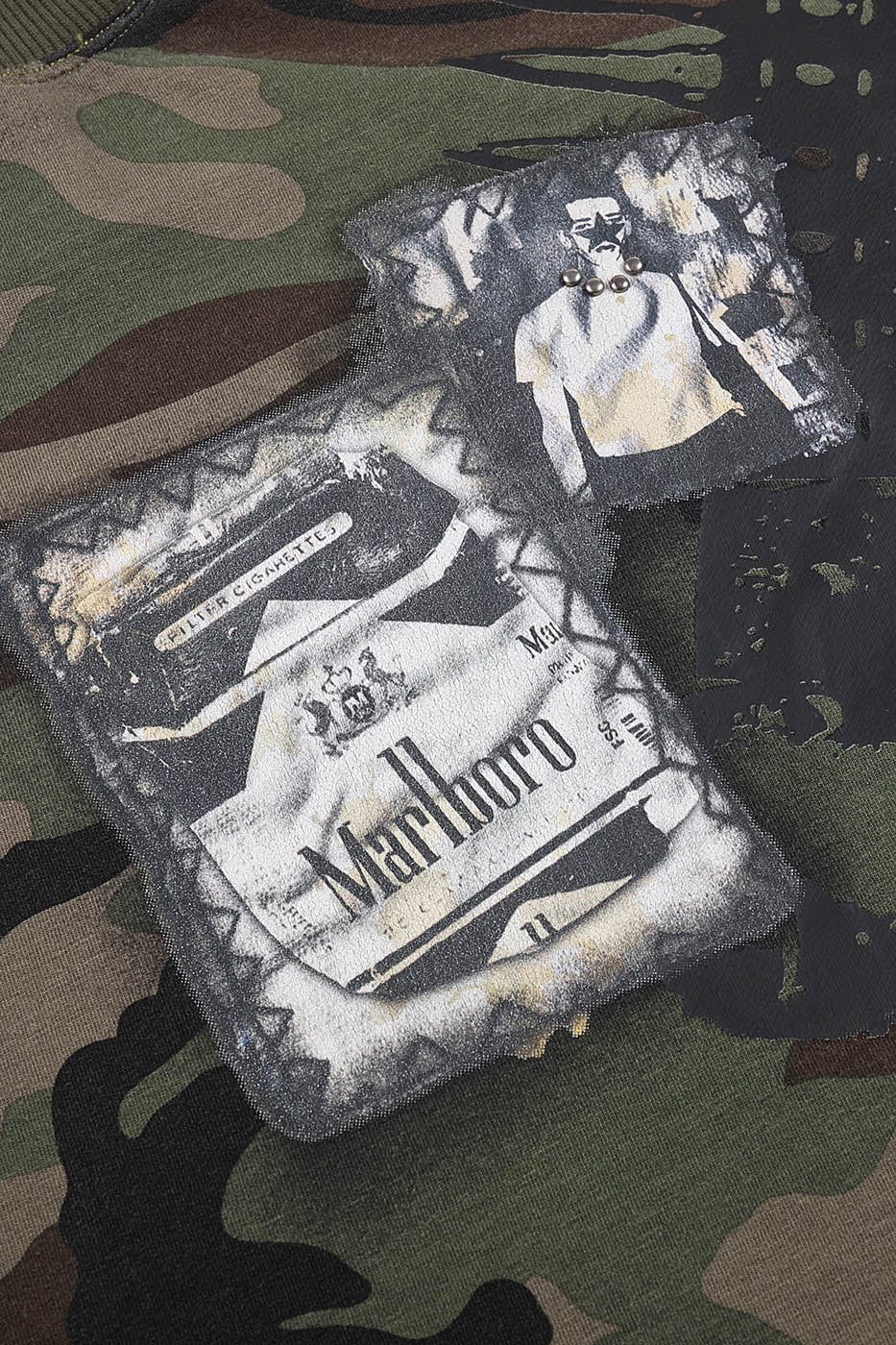 DND4DES Graffiti Camo Rivet T-Shirt