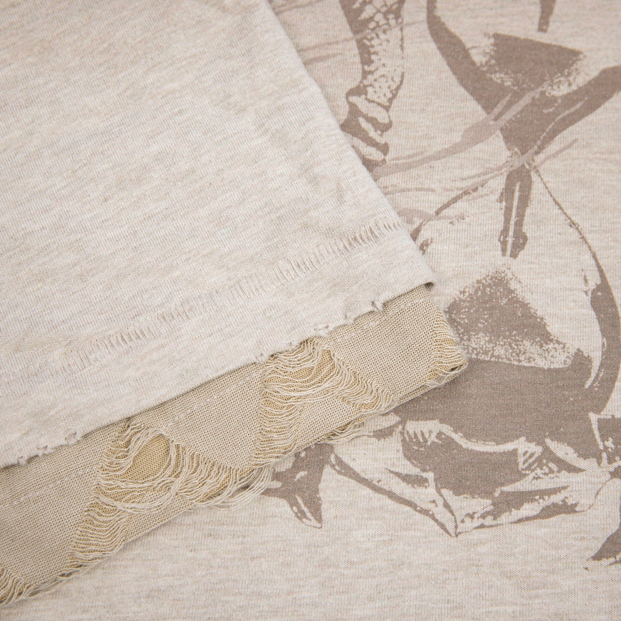 ESAIAS Hourglass Washed Gradient Raw-Edge T-Shirt