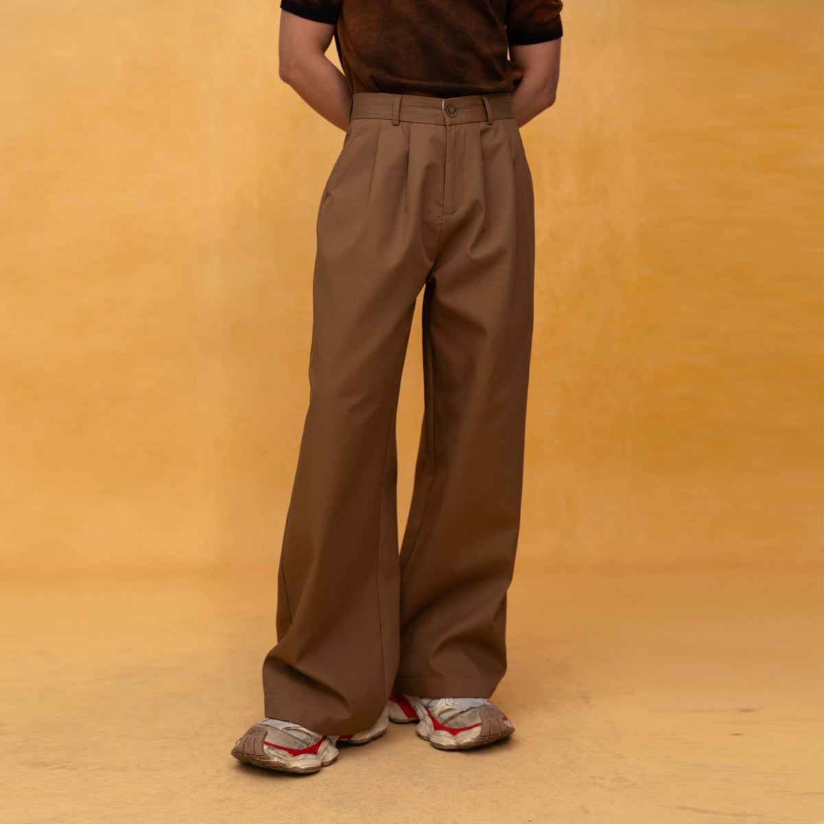 CLP Retro Pleated Wide-Leg Trousers