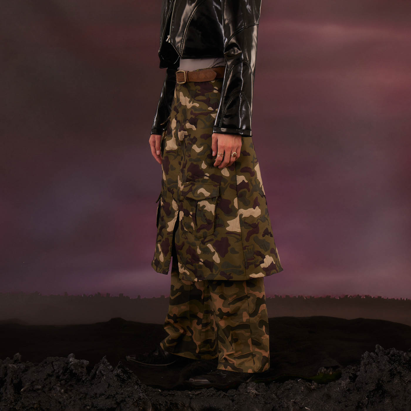KADAKADA Dinosaur-Camo Embossed Multi-Pocket Skirt Pants