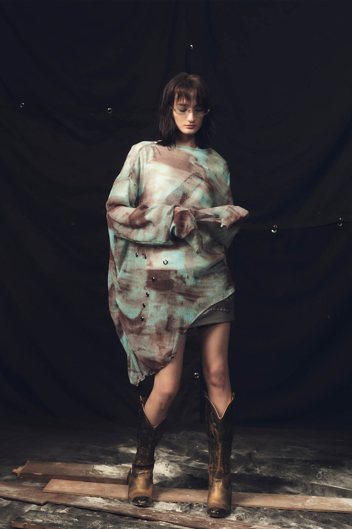 KADAKADA Tie-Dye Mesh Asymmetrical Sheer L/S Tee