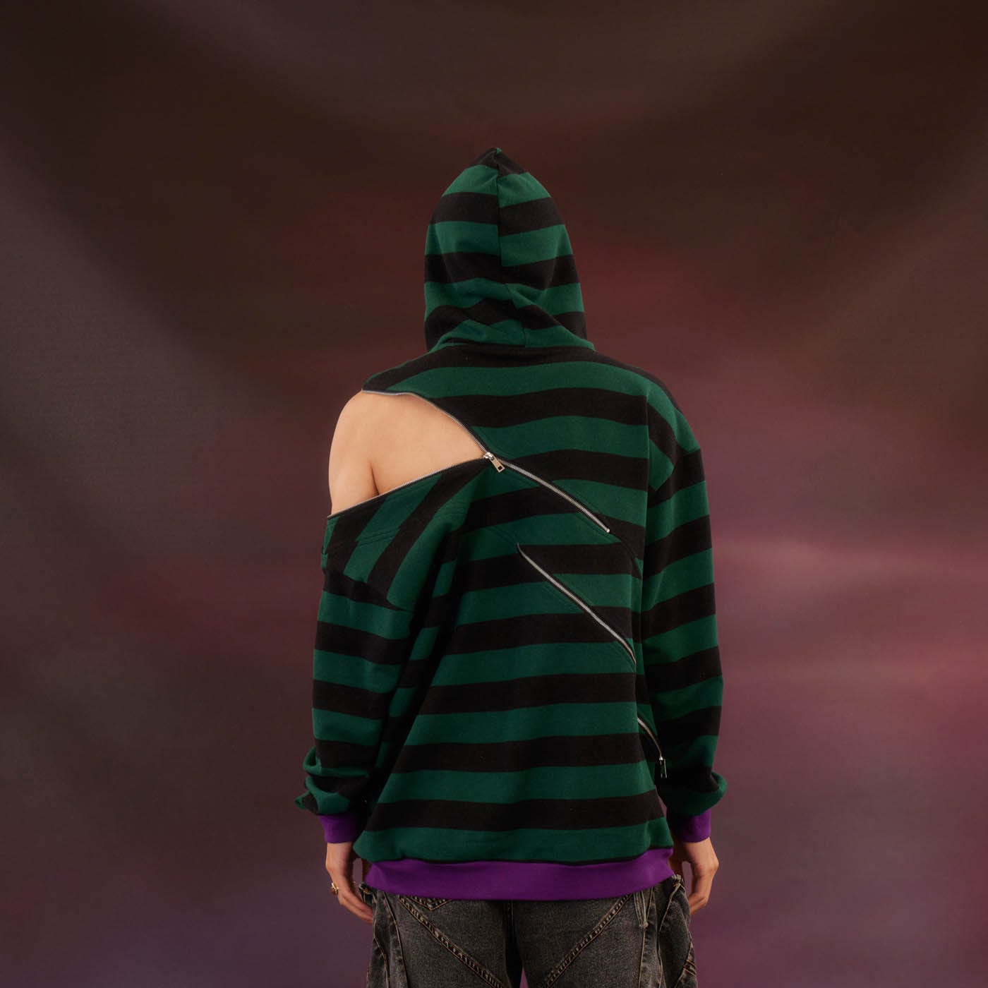 KADAKADA Diagonal Zipped Striped Hoodie