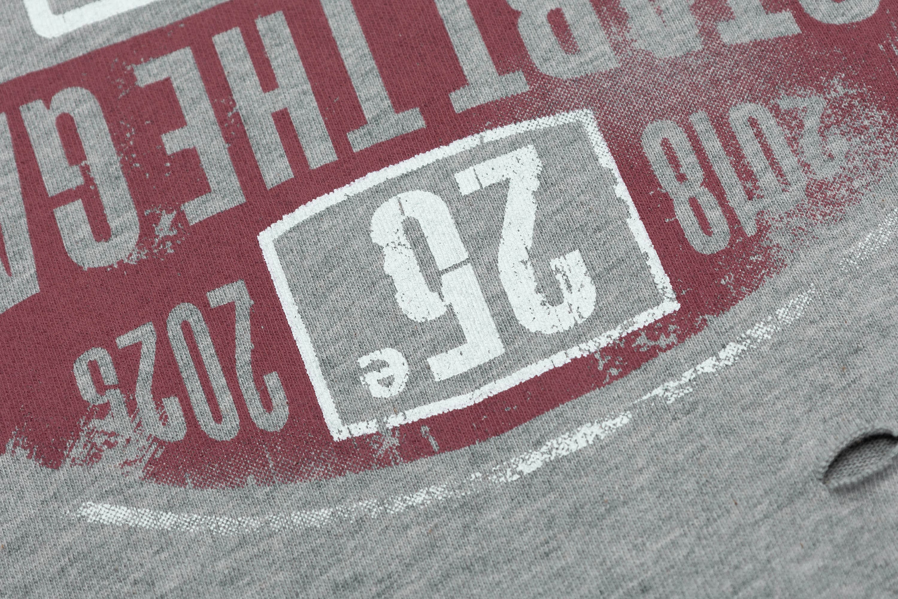 OVDY Retro Distressed Graphic T-Shirt