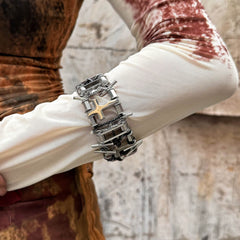 ILLUSORY Neo Era Cross Bracelet