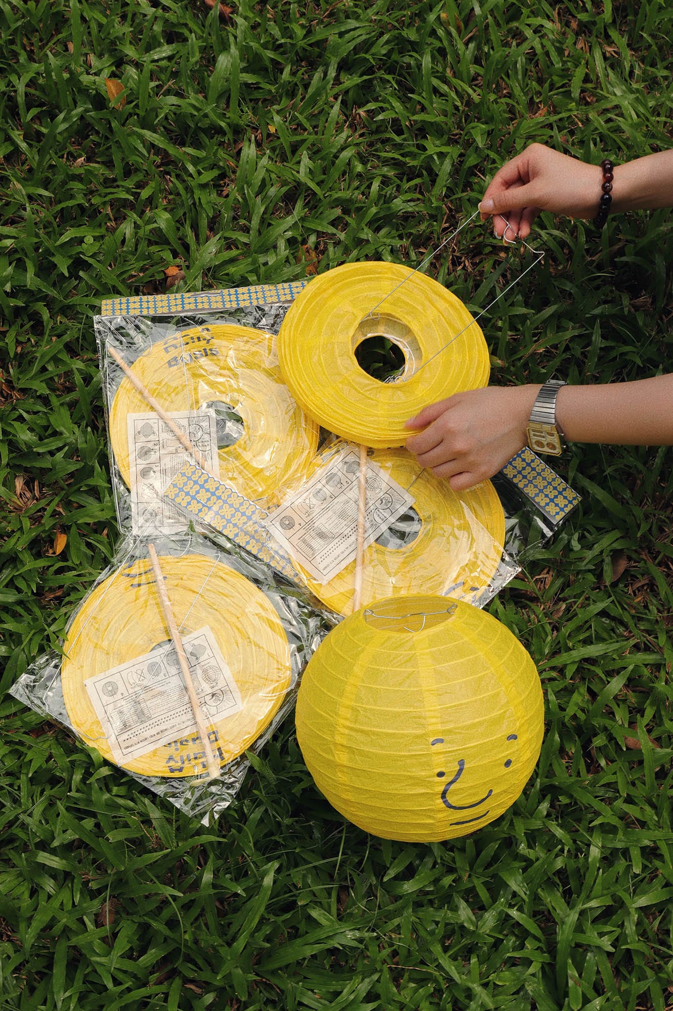 ONADAILYBASIS Smiley Paper Lantern Set