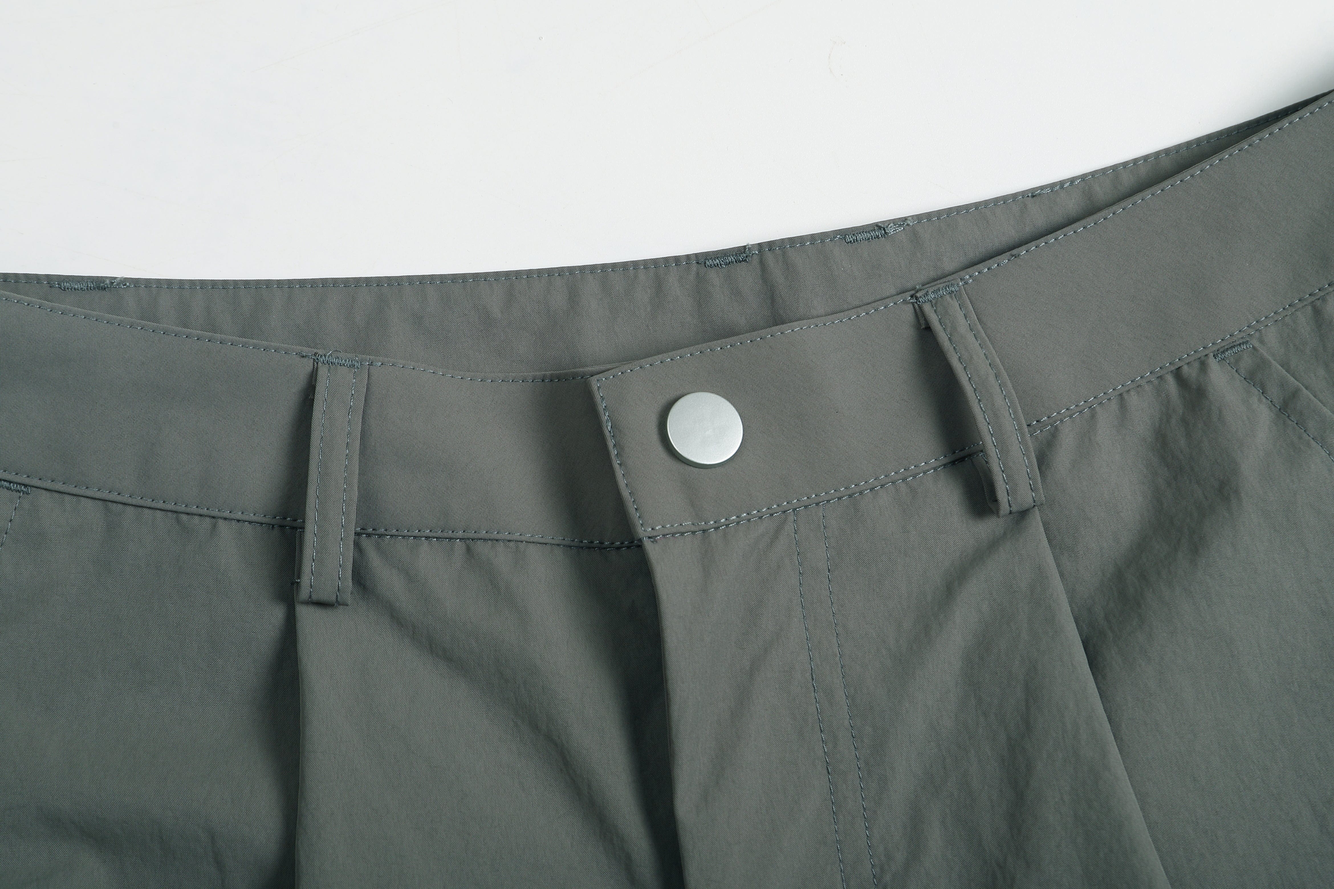 ONADAILYBASIS Curved-Pocket Paneled Utility Pants