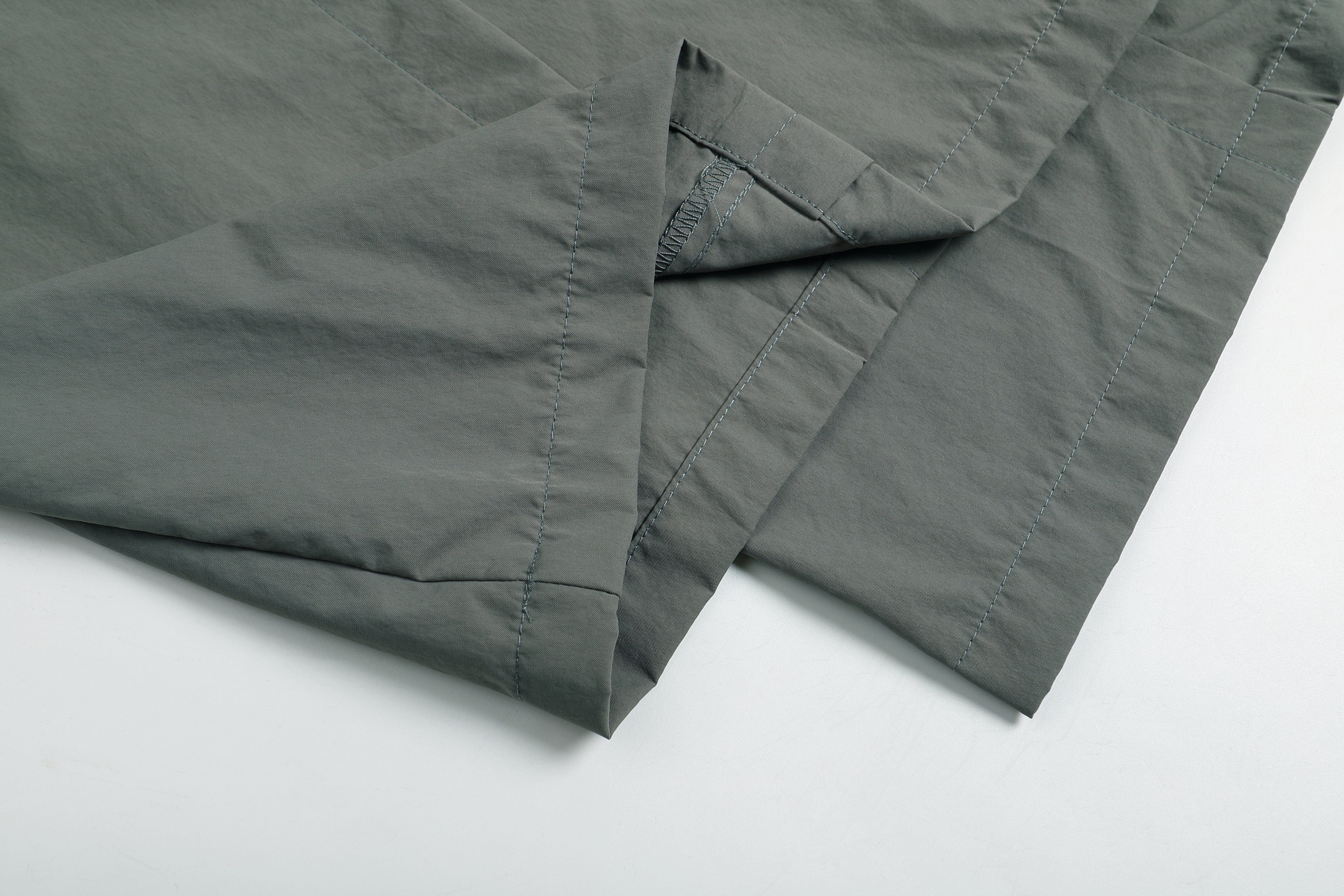 ONADAILYBASIS Curved-Pocket Paneled Utility Pants