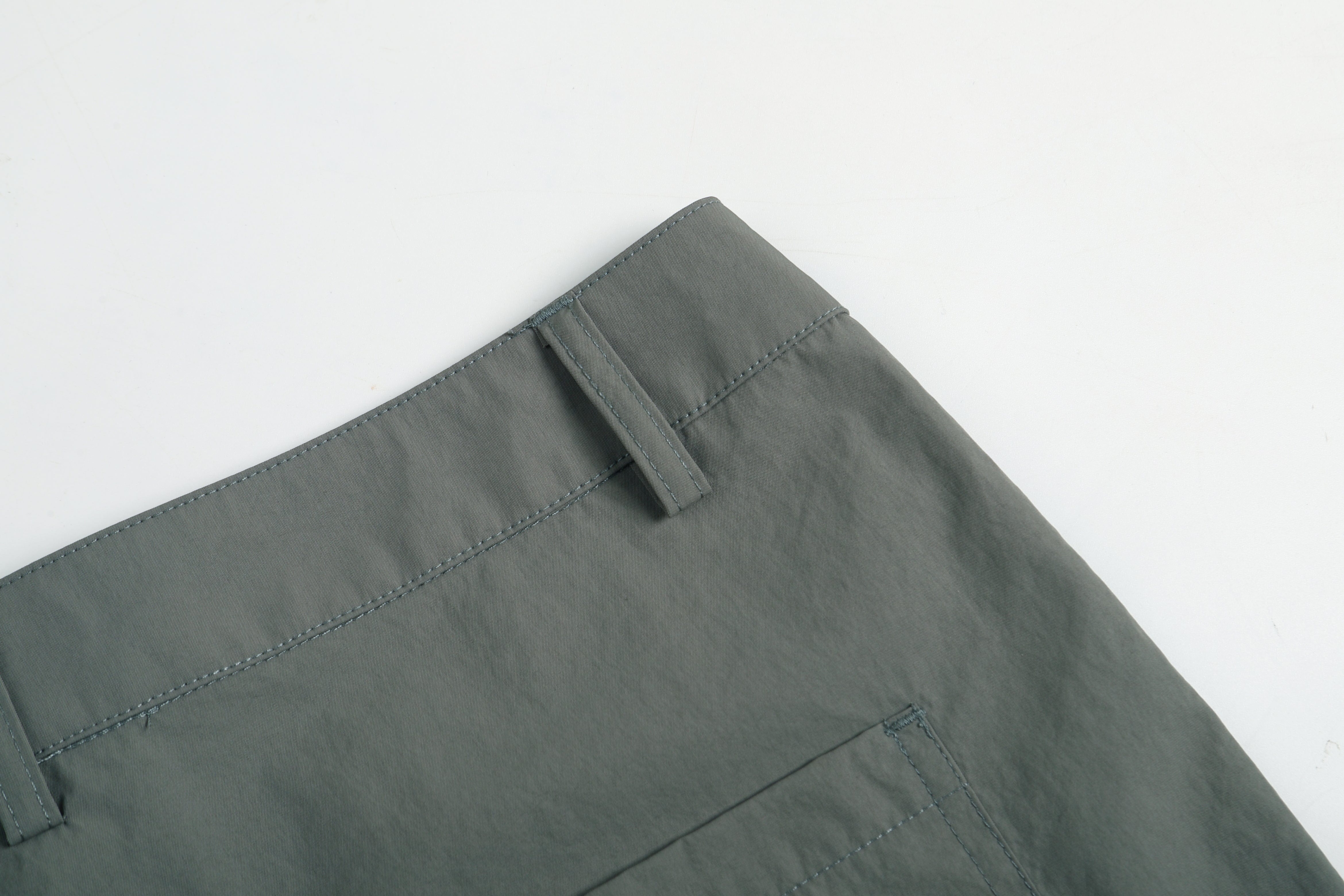 ONADAILYBASIS Curved-Pocket Paneled Utility Pants