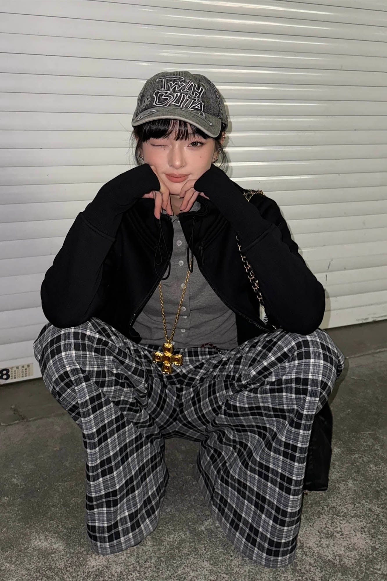 TWINBUTA Washed Embroidered LOGO Denim Cap