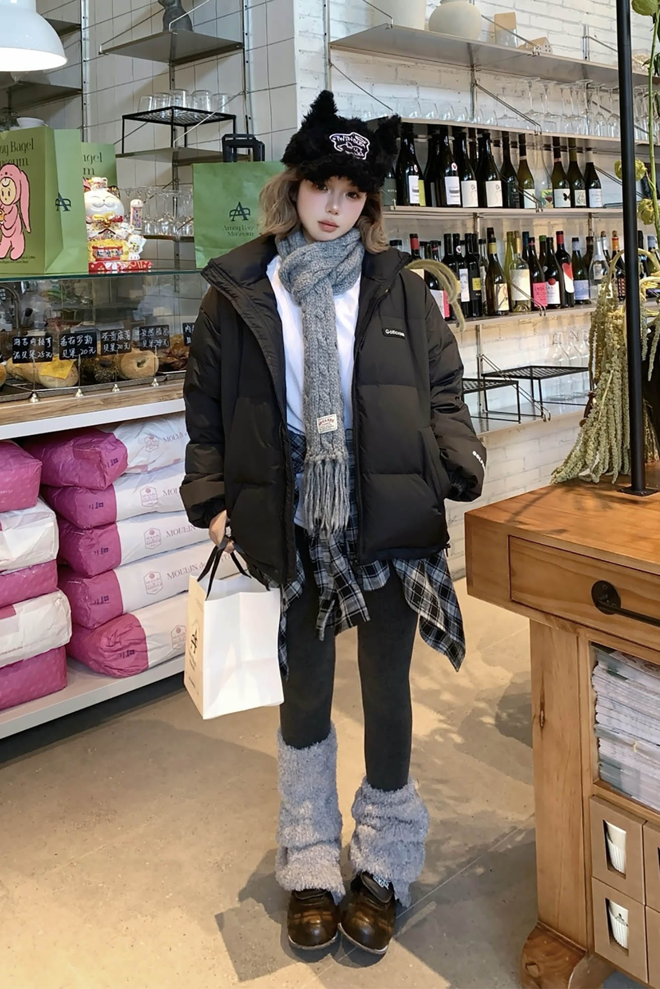 TWINBUTA Furry Ear Embroidered Cap Black