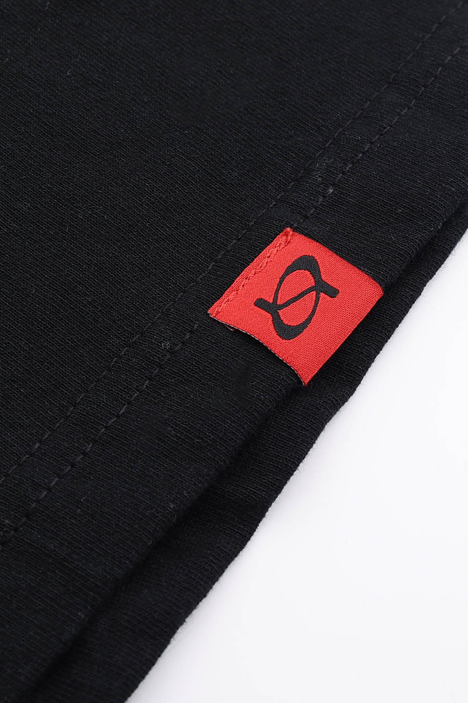 REDH Chinese Button Graphic T-shirt