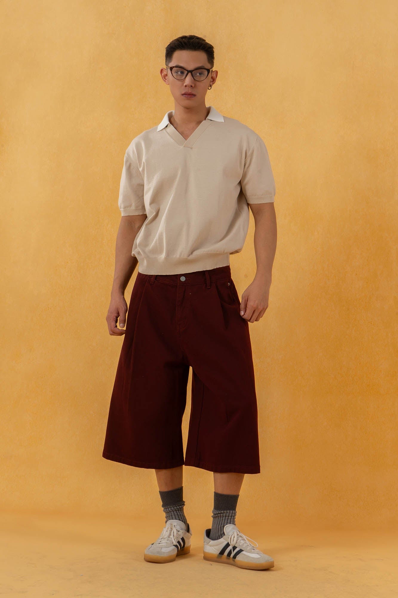 CLP V-Neck Detachable Collar Knitted Tee