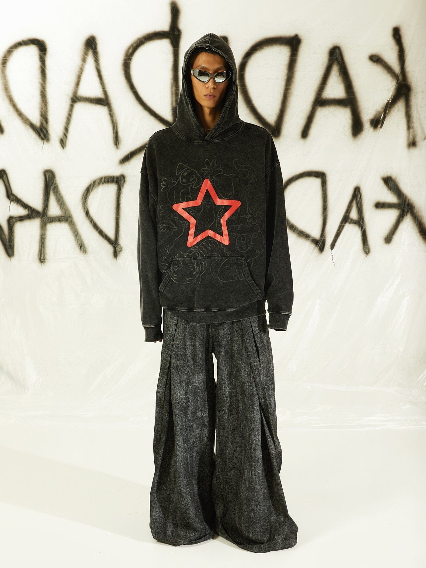 KADAKADA Detachable Ribbon Washed Oversize Flare Jeans