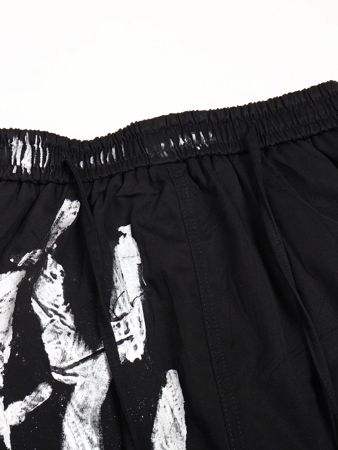 DND4DES Multi-Layered Striped Graffiti Cargo Pants