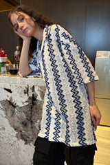 MIICHOUS Geometric Ripple Jacquard Oversized Half Shirt