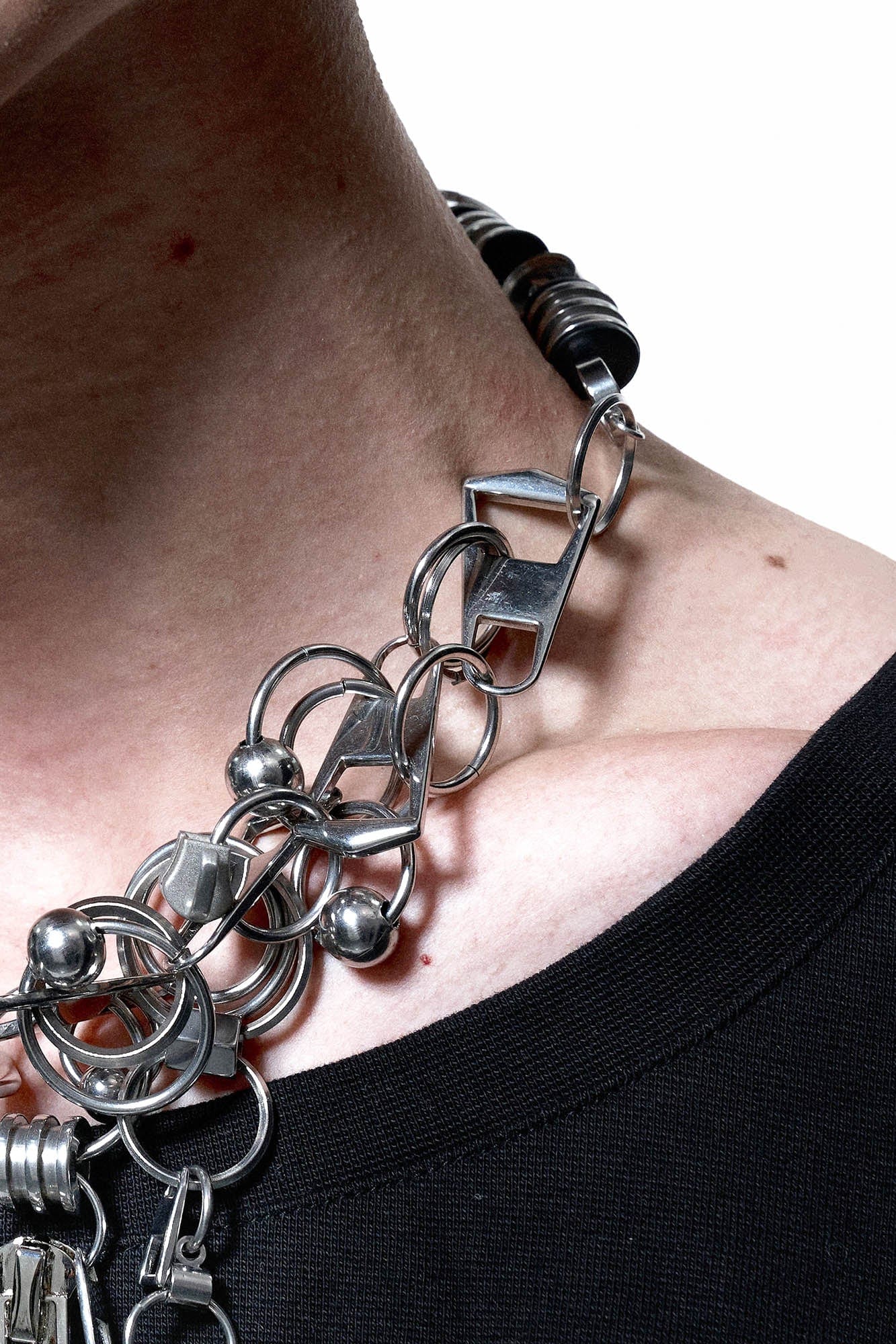 ILLUSORY Divergent Zipper Chain Necklace