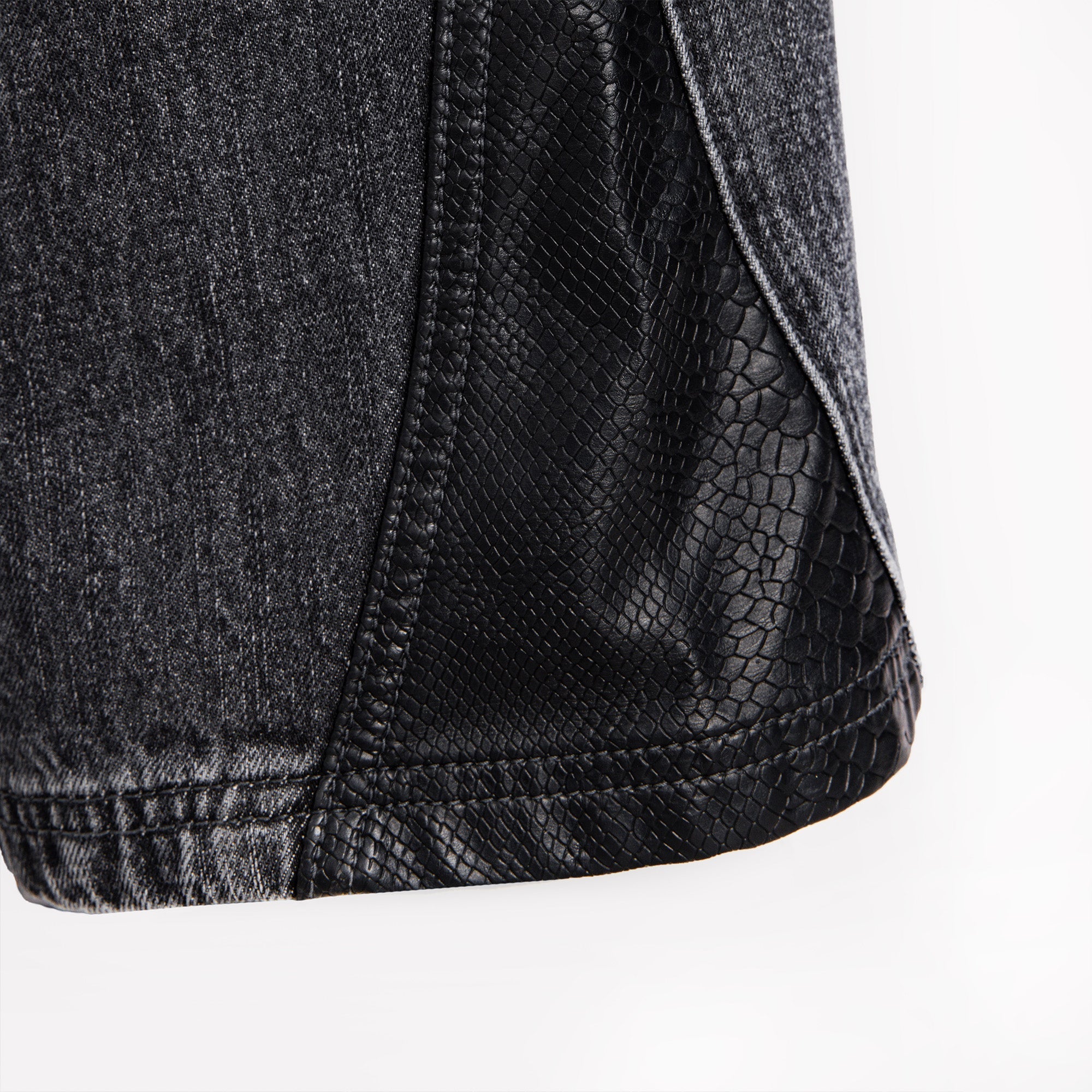 CATSSTAC Washed Panel Paint-Stain Wide-Leg Jeans