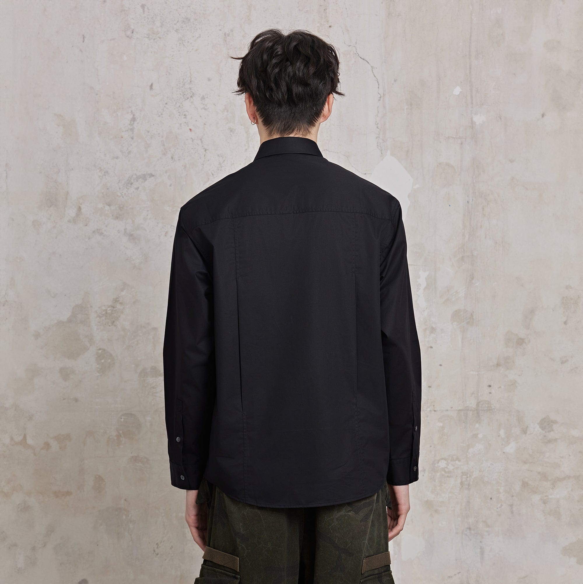 FACEONLAB Modern Patch-Pocket Poplin Shirt