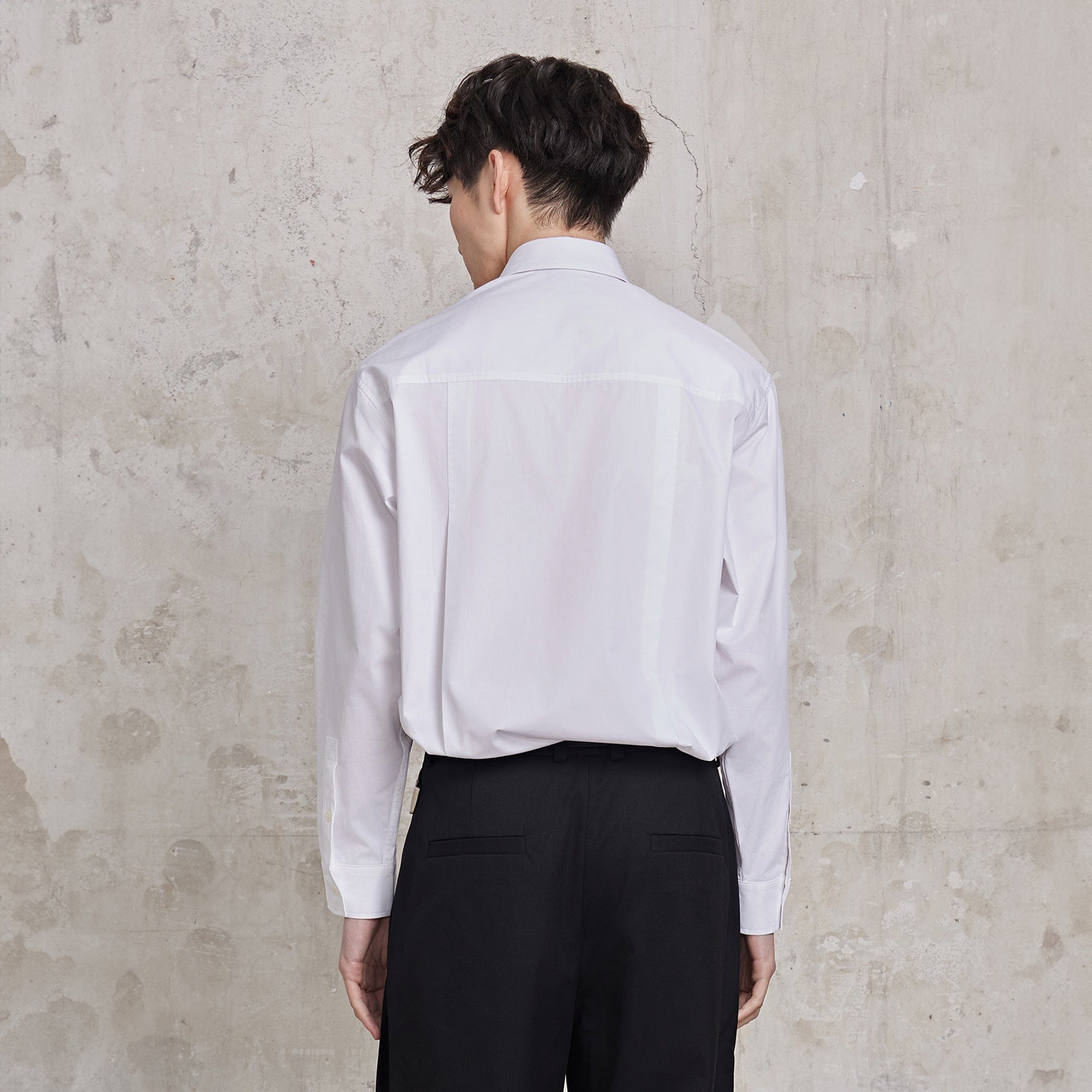 FACEONLAB Modern Patch-Pocket Poplin Shirt