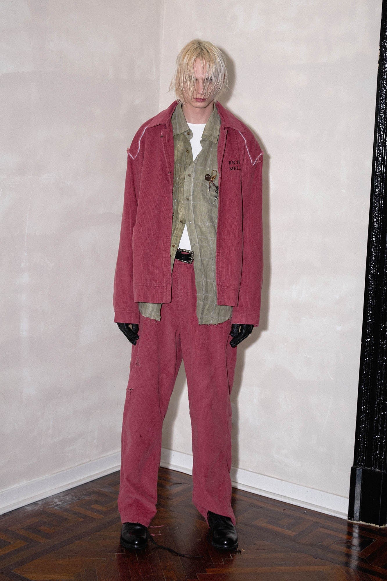 RICHILL Frayed Shoulder Corduroy Jacket