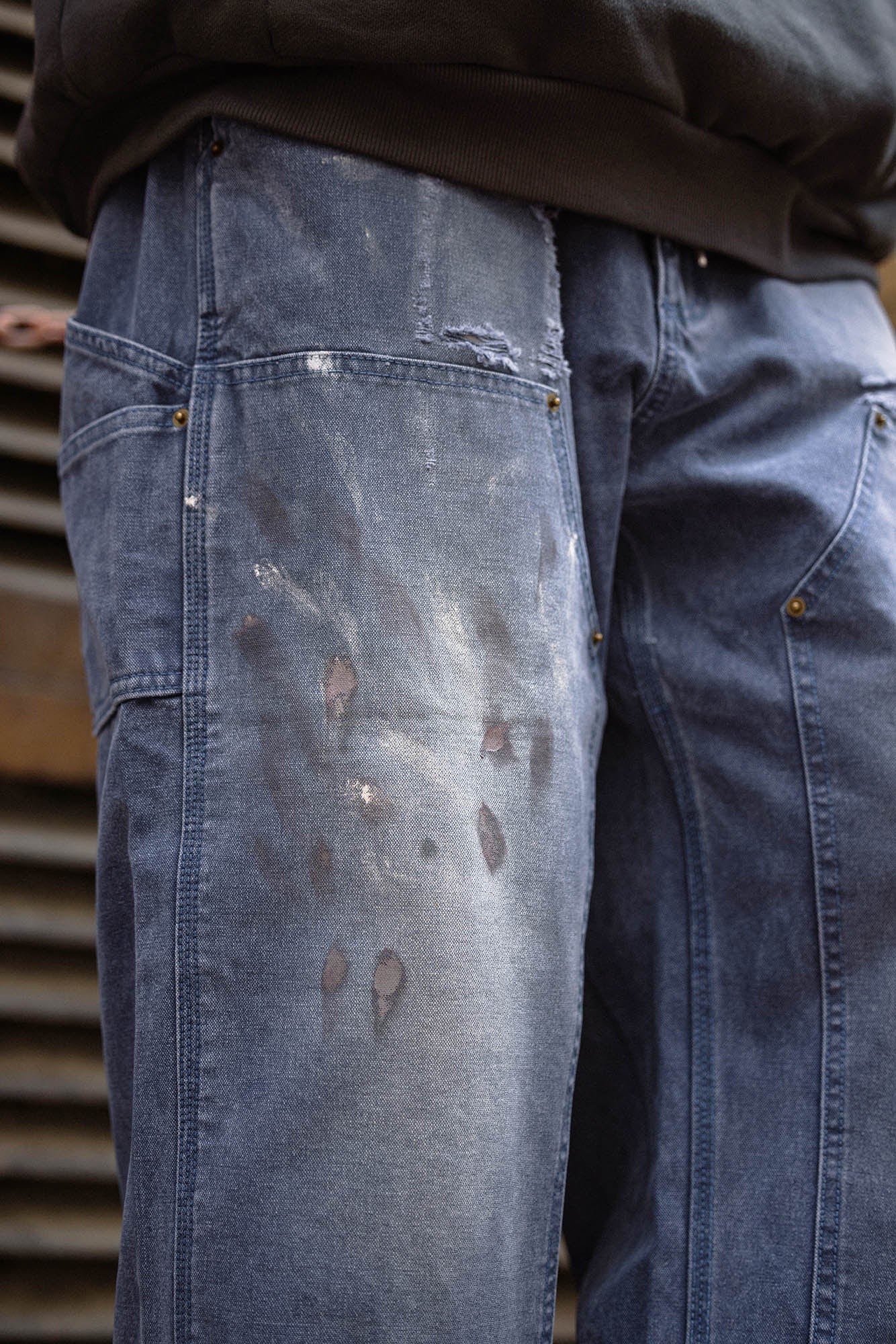 BANANA CLUB Distressed Paint-Splattered Double Knee Jeans
