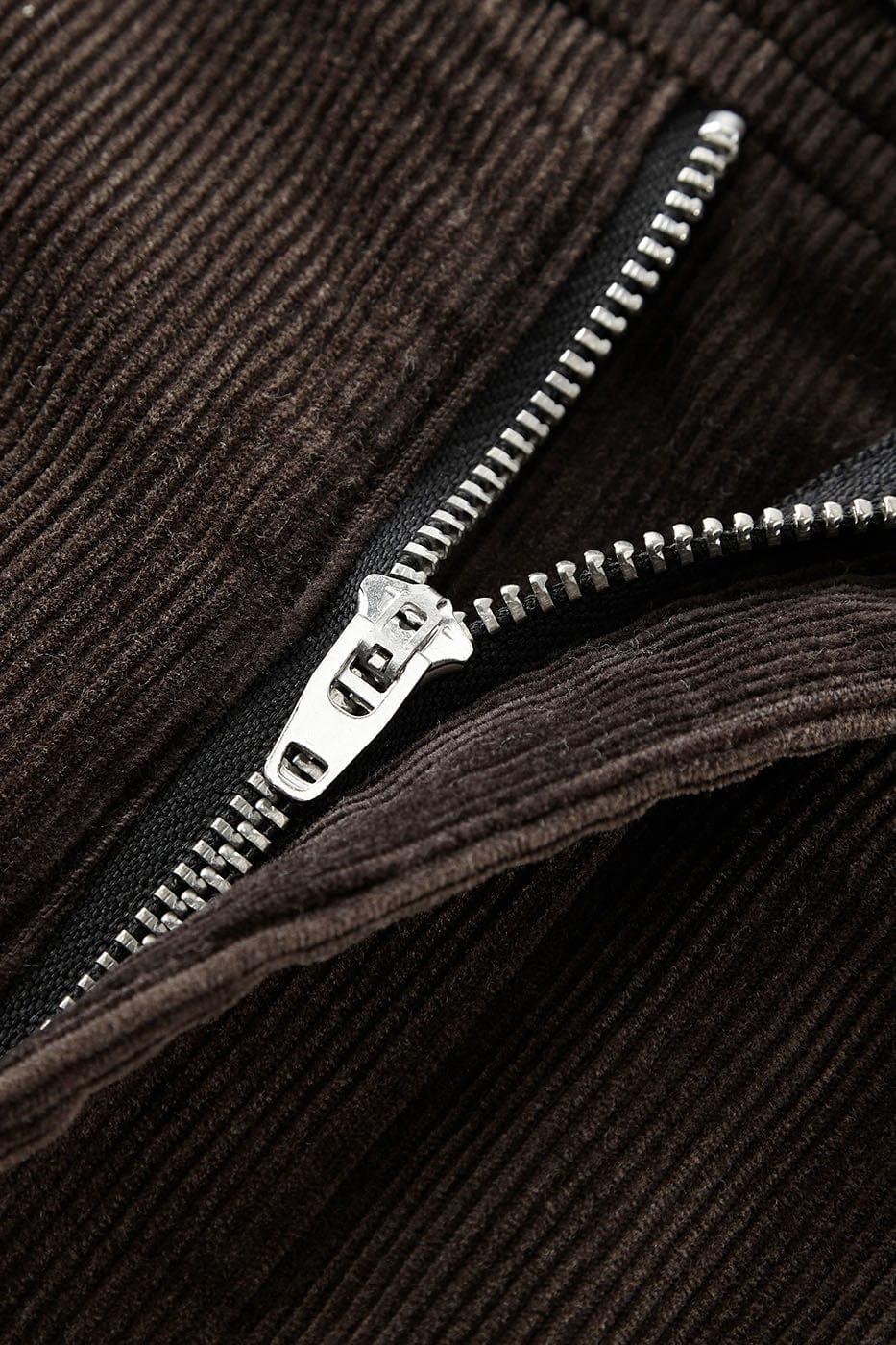 CONKLAB Creased Gradient Straight Pants