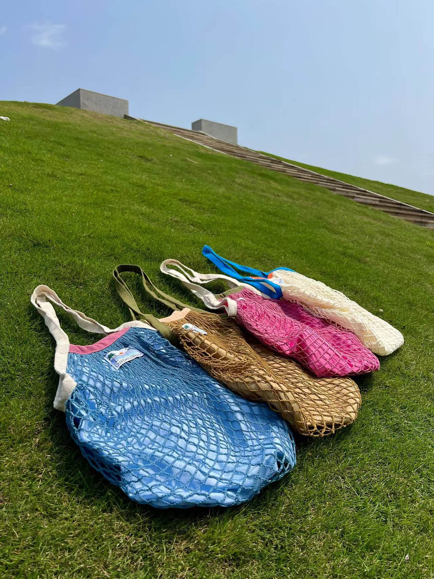 ONADAILYBASIS Sunset Mesh Tote with Contrast Inner Pouch