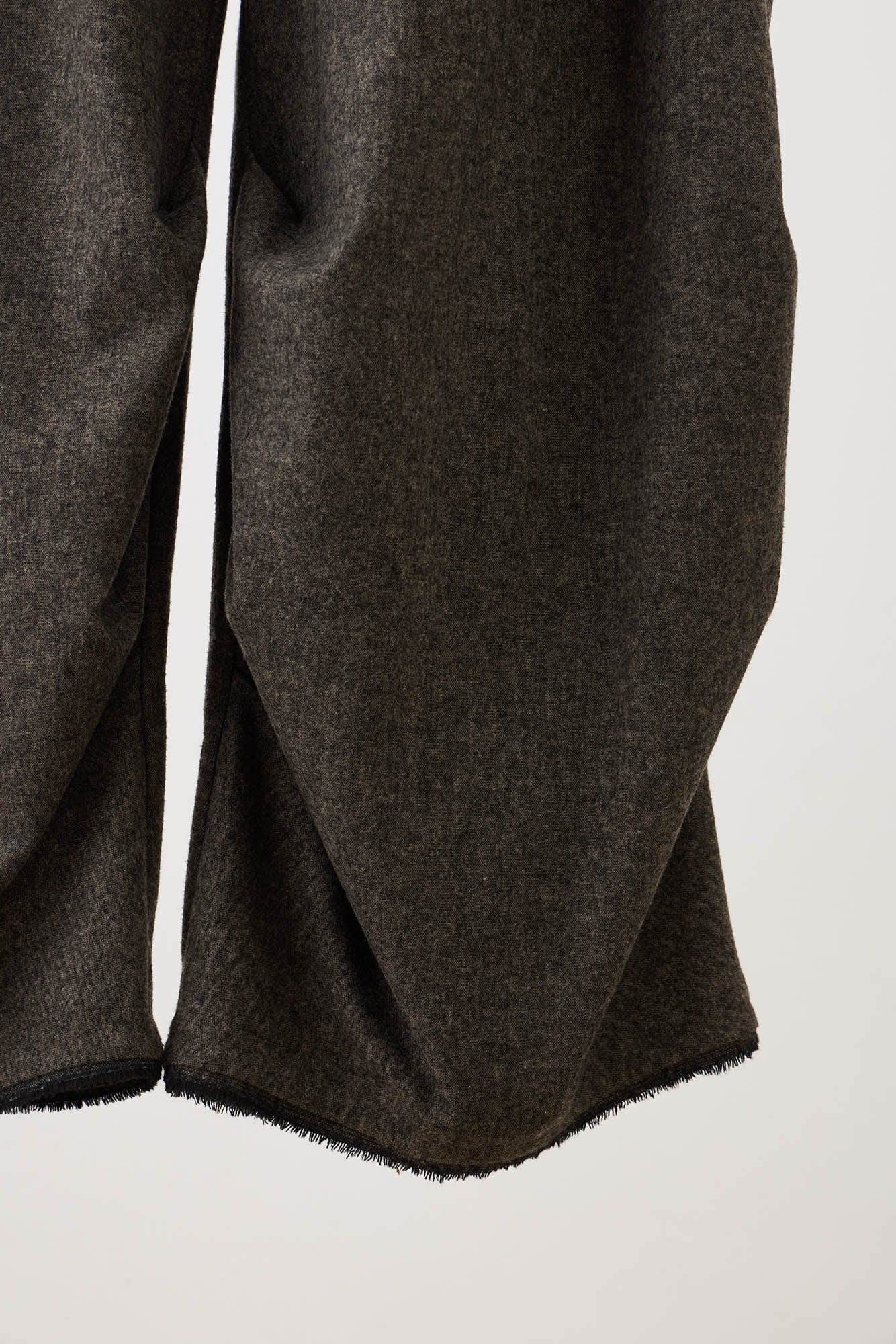 ILNya Nieternite Nifutur Crinkled Wool-Blend Voluminous Trousers