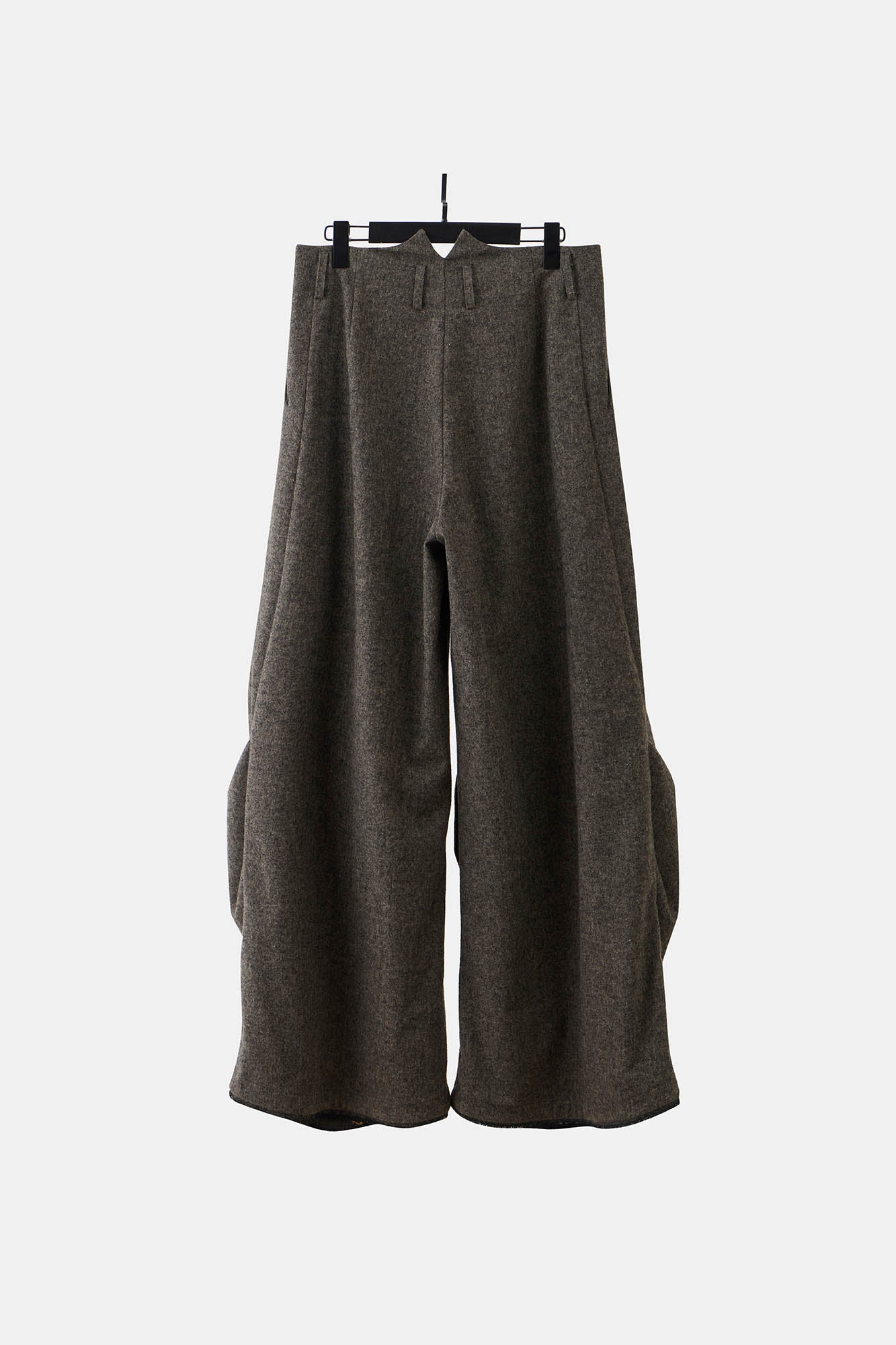 ILNya Nieternite Nifutur Crinkled Wool-Blend Voluminous Trousers