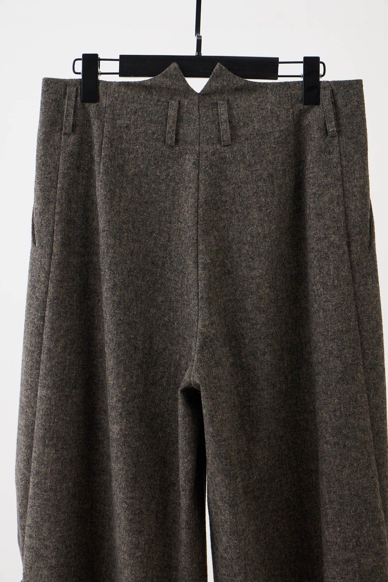 ILNya Nieternite Nifutur Crinkled Wool-Blend Voluminous Trousers