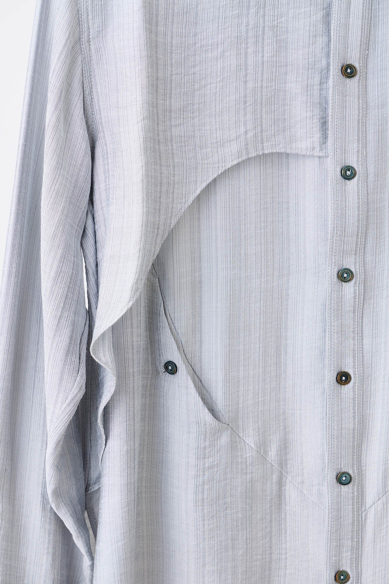 ILNya Nieternite Nifutur Arc Spliced Draped Long Shirt Bluish Silver