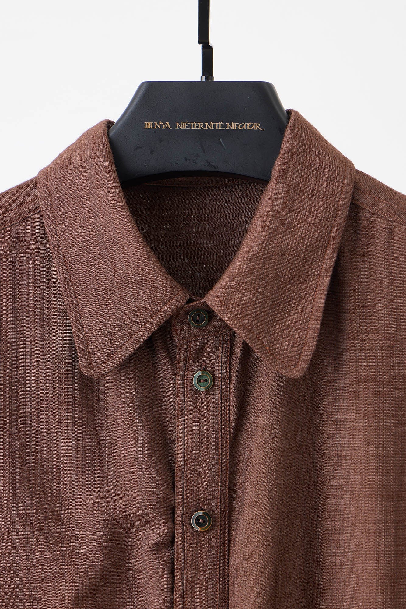 ILNya Nieternite Nifutur Arc Spliced Draped Long Shirt Burgundy