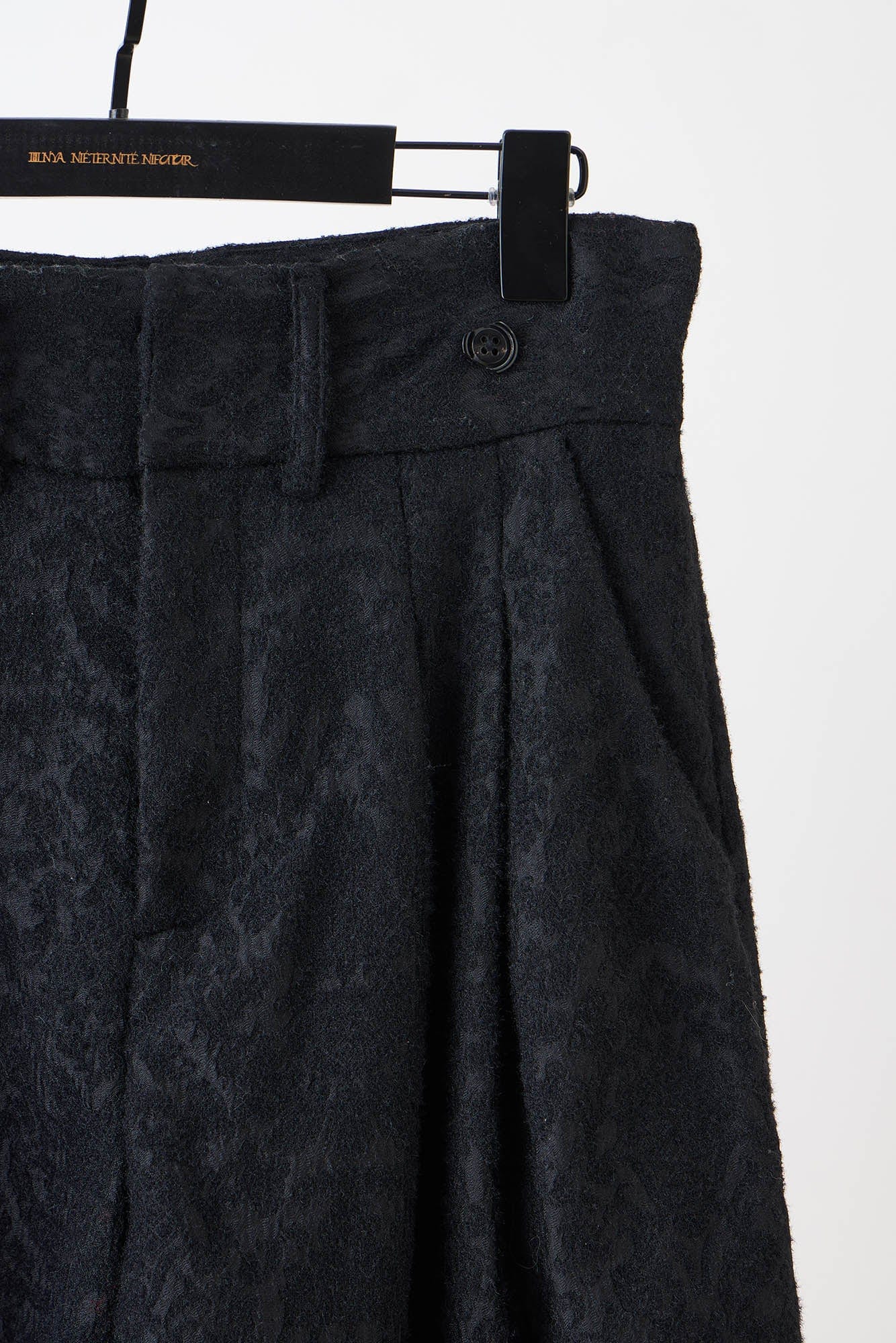 ILNya Nieternite Nifutur Jacquard Layered Raw Edge Balloon Shorts