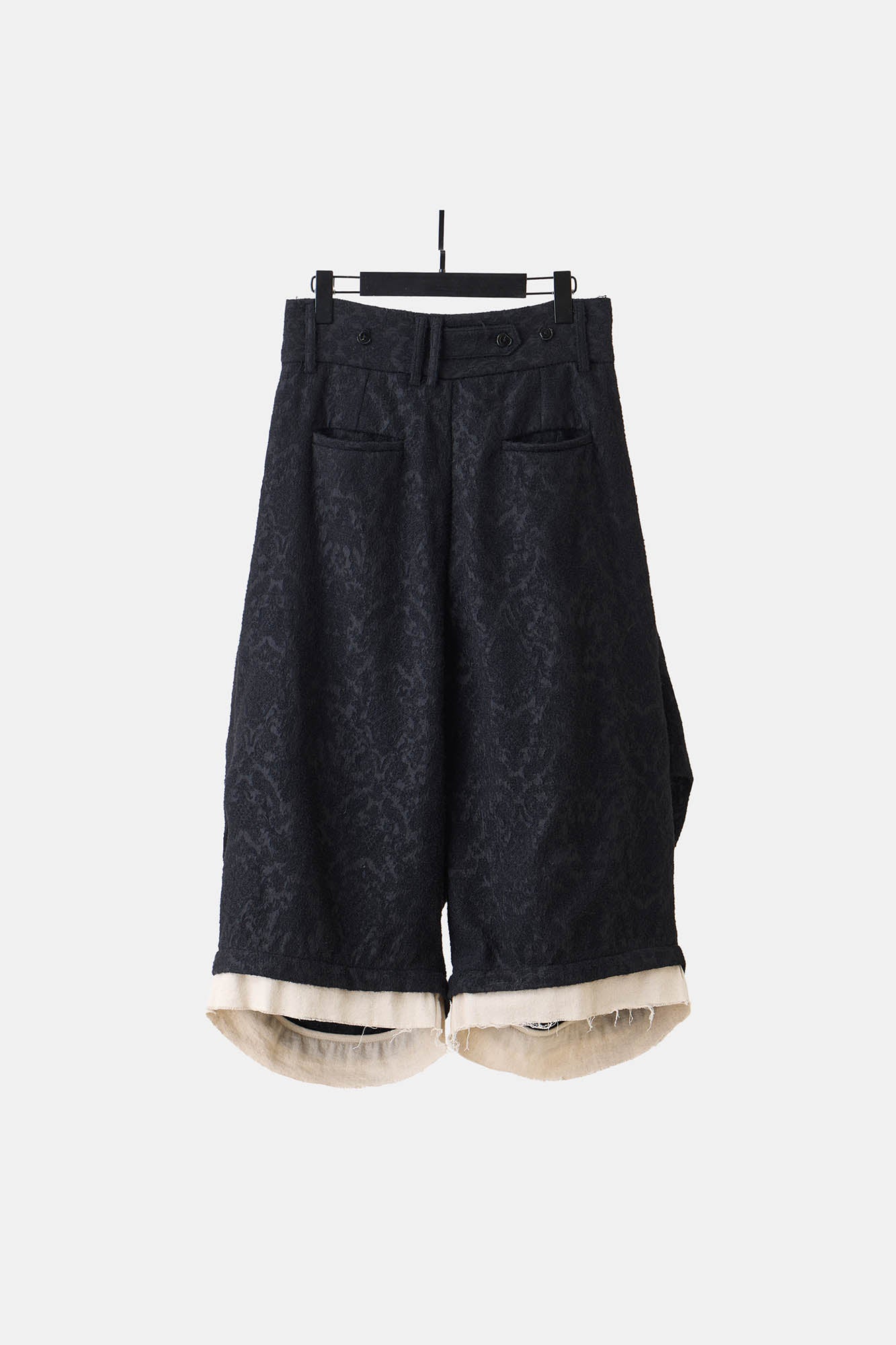 ILNya Nieternite Nifutur Jacquard Layered Raw Edge Balloon Shorts