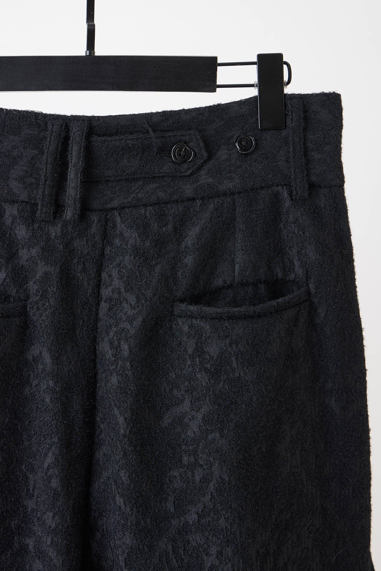 ILNya Nieternite Nifutur Jacquard Layered Raw Edge Balloon Shorts