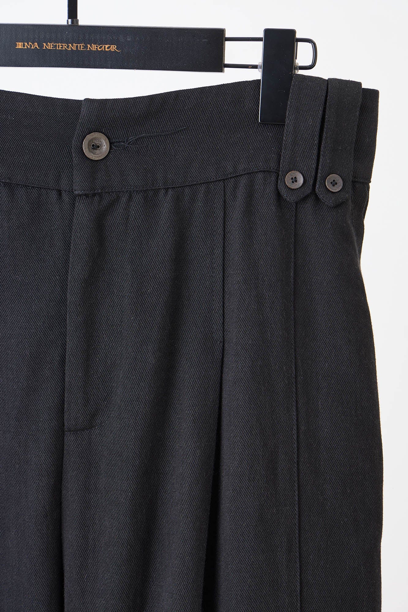 ILNya Nieternite Nifutur Draped Big-Pocket Wide-Leg Cargo Pants